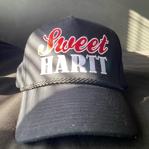 Sweethartt SnapBack - Picture 1 of 1